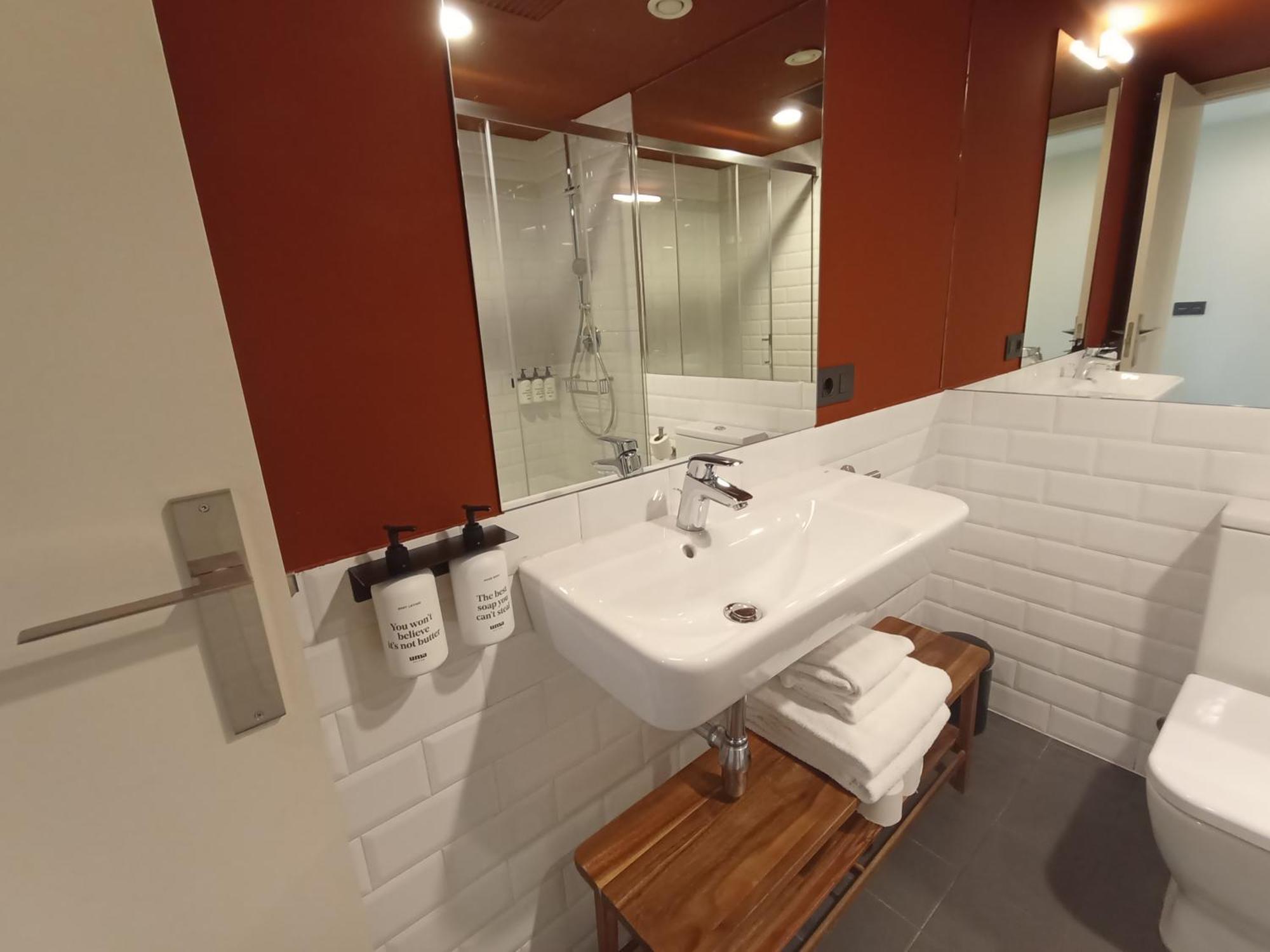 Uma Suites Parada Del Marques Sevilla Dış mekan fotoğraf