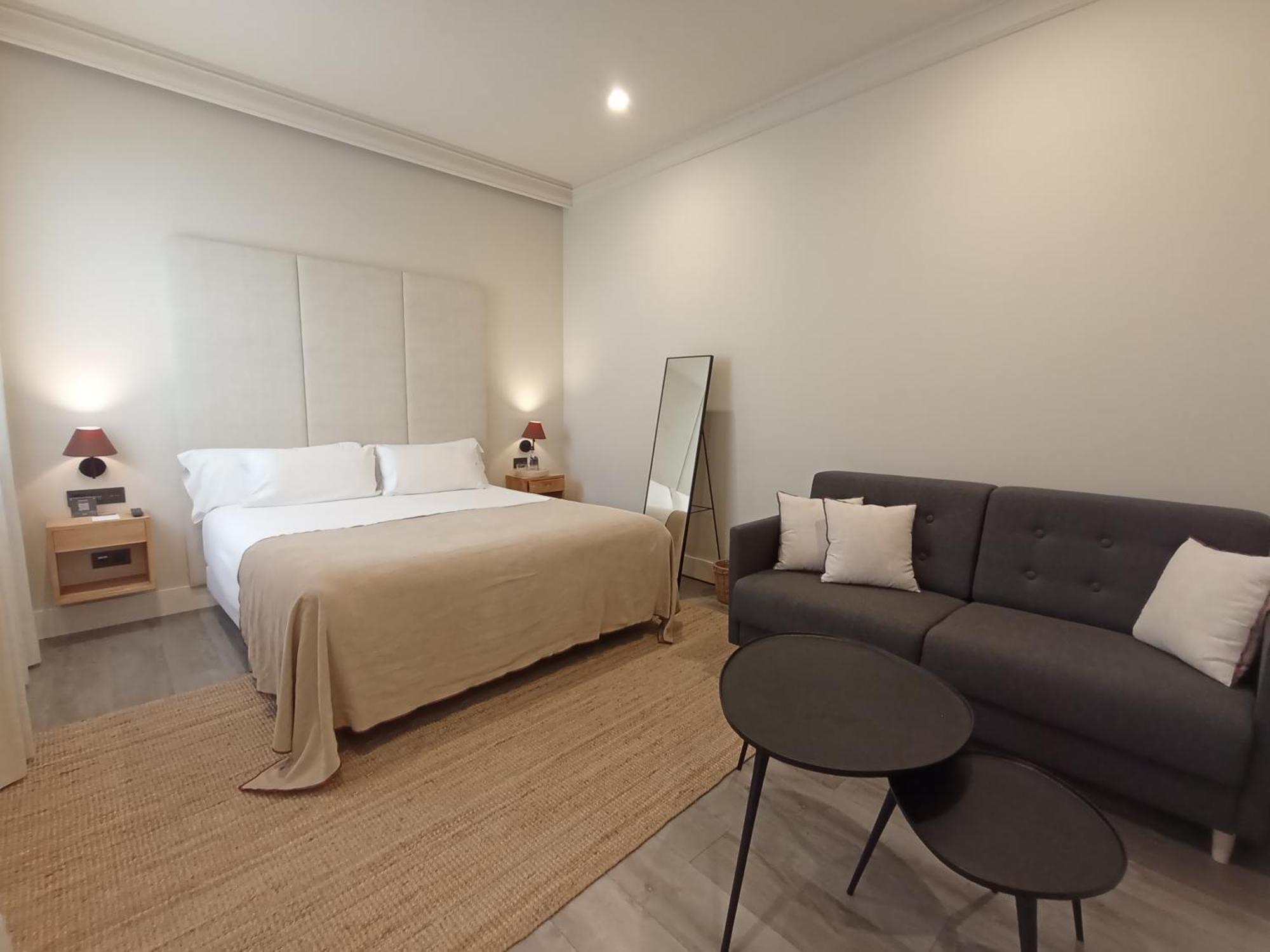 Uma Suites Parada Del Marques Sevilla Dış mekan fotoğraf